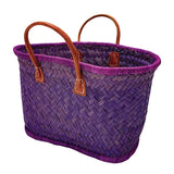 Panier Aravola artisanal prune MM en fibres naturelles avec poignées en cuir, dimensions 38×19×28 cm. Panier solide pour les courses, la plage ou la piscine, également appelé Panier Marché, tressage Aravola