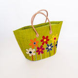 panier artisanal majunga vert anis rabane brodé avec motifs fleurs avec pochon, poignées cuir dimensions 50x20x35 cm fond renforcé, idéal pour le marché ou la plage