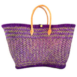 Panier artisanal Aravola Luxe Tutti frutti violet GM en fibres naturelles avec poignées en cuir, dimensions 55x24x35 cm solide, élégant et idéal pour la plage ou vos courses au quotidien