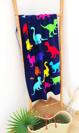 serviette de plage microfibre dino 70x140 cm, 250 g/m², 100 % polyester, légère et peu encombrante, idéale pour les sorties à la piscine ou à la plage pour un adulte ou en famille